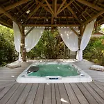 Couette-café La Varangue 4*