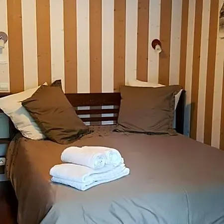 Bed & Breakfast La Varangue 4*