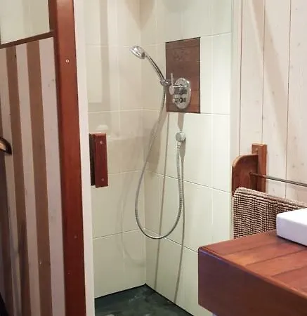 فندق مبيت وإفطار La Varangue 4*