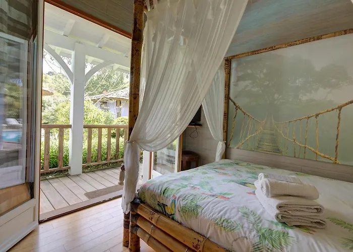 La Varangue Bed & Breakfast 4*