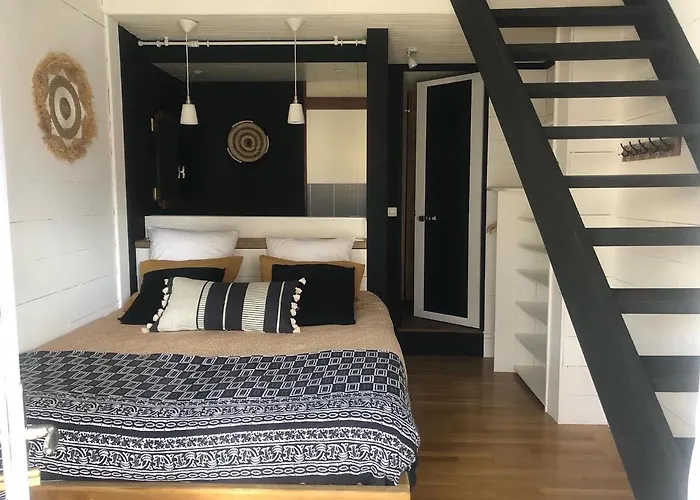 Bed & Breakfast La Varangue 4*